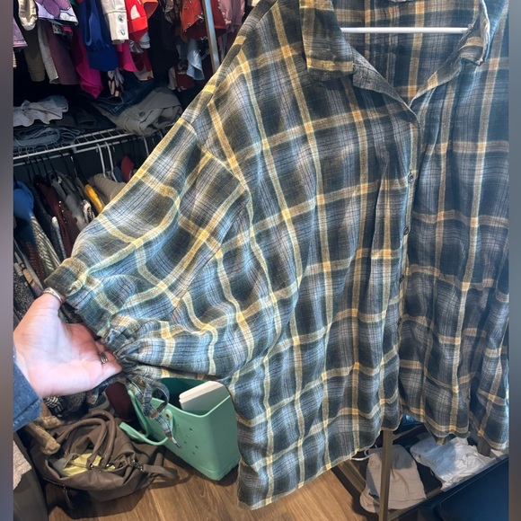 Oversized POL Shacket Top - Picture 5 of 6